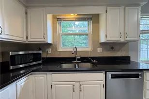 1014 Millerton Dr, Centerville, OH 45459 - Photo 7