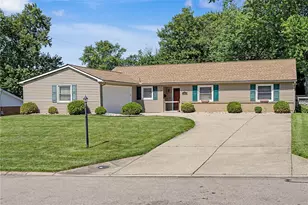 185 Broadripple Rd, Centerville, OH 45458 - Photo 1