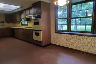 1470 Sugar Hill Ln, Sugarcreek Twp, OH 45385 - Photo 13