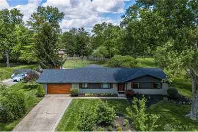 2515 Cross Country Road, Beavercreek, OH 45431 - Photo 1