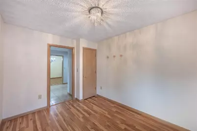 6584 Stillcrest Way, Butler Twp, OH 45414 - Photo 13