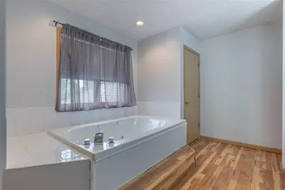6584 Stillcrest Way, Butler Twp, OH 45414 - Photo 31