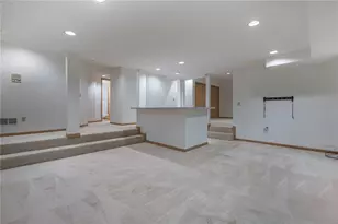6584 Stillcrest Way, Butler Twp, OH 45414 - Photo 35