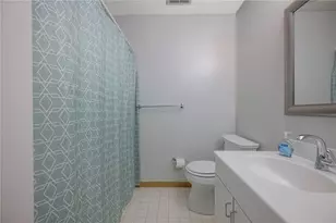 6584 Stillcrest Way, Butler Twp, OH 45414 - Photo 27