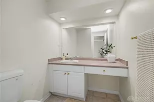 460 Deauville Dr, Washington Twp, OH 45429 - Photo 25
