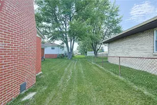 4505 College View Dr, Dayton, OH 45417 - Photo 31