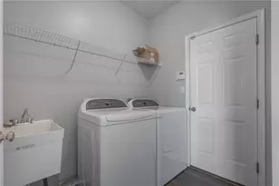 2359 Featherston Dr, Miami Township, OH 45342 - Photo 25