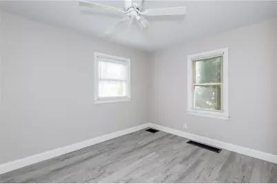 300 Skyview Drive, Vandalia, OH 45377 - Photo 11