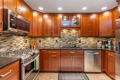 6042 Mad River Road, Washington Twp, OH 45459 - Photo 21