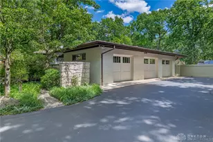 6042 Mad River Rd, Washington Twp, OH 45459 - Photo 3
