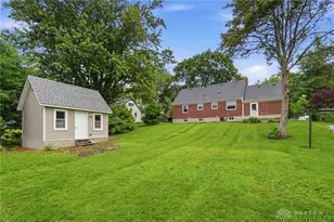 136 E Ridgeway Dr, Centerville, OH 45459 - Photo 39