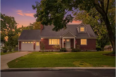 136 E Ridgeway Drive, Centerville, OH 45459 - Photo 1