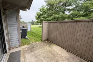 9765 Centerville Creek Ln, Washington Twp, OH 45458 - Photo 27