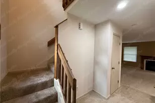 9765 Centerville Creek Ln, Washington Twp, OH 45458 - Photo 3