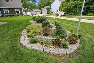 4455 Burnham Woods Dr, Franklin Twp, OH 45005 - Photo 7
