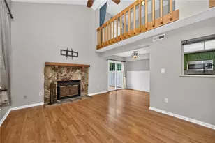 2070 Foxknoll Dr, Centerville, OH 45458 - Photo 7