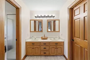 656 Gardenview Cir, Bath Twp, OH 45801 - Photo 19