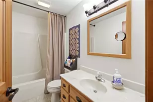 656 Gardenview Cir, Bath Twp, OH 45801 - Photo 23