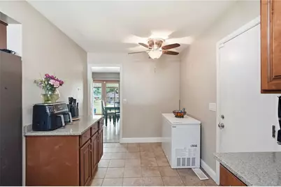 3712 Fiesta Way, Middletown, OH 45044 - Photo 11