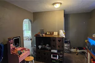 910 Pine St, Springfield, OH 45505 - Photo 7