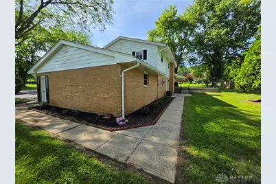 2570 Mardella Drive, Beavercreek, OH 45434 - Photo 45