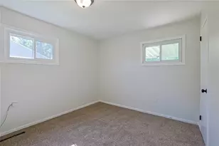 3920 Cain Ct, Dayton, OH 45417 - Photo 15