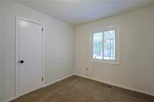 3920 Cain Ct, Dayton, OH 45417 - Photo 9