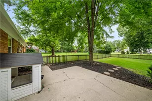 2196 Merrimont Dr, Troy, OH 45373 - Photo 29