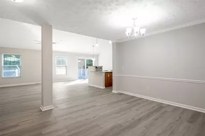 5811 Oak Creek Trail, Huber Heights, OH 45424 - Photo 5