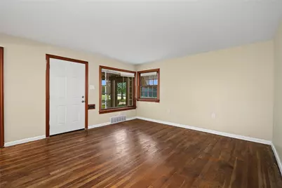 3910 Midway Avenue, Dayton, OH 45417 - Photo 9