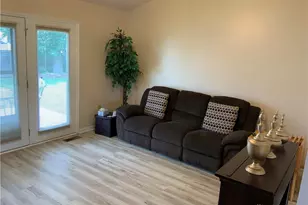 807 Plover Ln, Englewood, OH 45315 - Photo 7