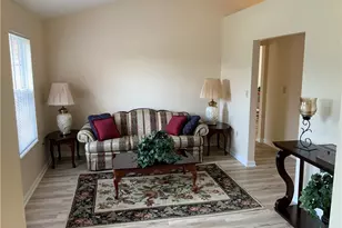 807 Plover Ln, Englewood, OH 45315 - Photo 3