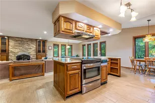 6309 7 Pines Dr, West Carrollton, OH 45449 - Photo 11