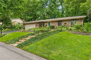 6309 7 Pines Dr, West Carrollton, OH 45449 - Photo 3