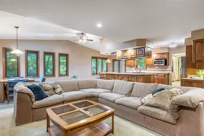 6309 7 Pines Drive, West Carrollton, OH 45449 - Photo 5