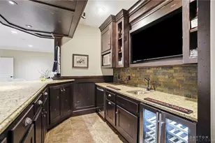 8010 Country Brook Ct, Clearcreek Twp, OH 45066 - Photo 25
