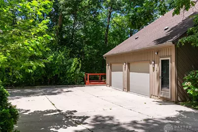 1055 Wilderness Bluff, Tipp City, OH 45371 - Photo 7