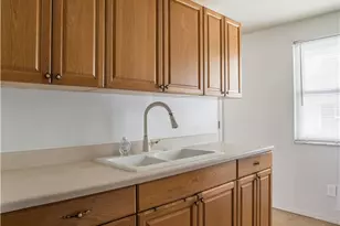 6743 Tiger Dr, Huber Heights, OH 45424 - Photo 9