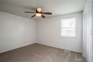6743 Tiger Dr, Huber Heights, OH 45424 - Photo 11