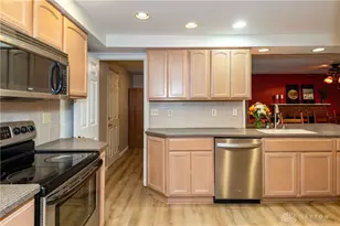 1544 Edenwood Dr, Beavercreek, OH 45434 - Photo 15