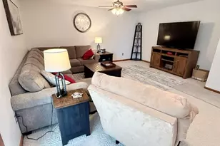 2104 Wilshire Dr, Piqua, OH 45356 - Photo 9