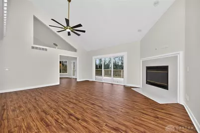 811 Wind Bluff Point, Springboro, OH 45066 - Photo 9
