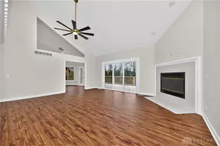 811 Wind Bluff Point, Springboro, OH 45066 - Photo 9