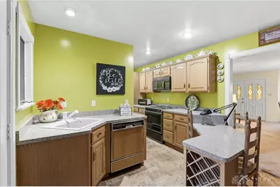 129 Outerview Drive, Xenia Twp, OH 45385 - Photo 7