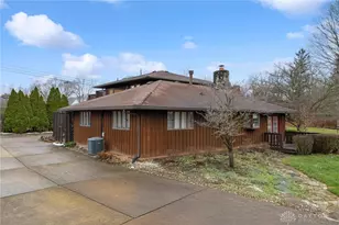 129 Outerview Dr, Xenia Twp, OH 45385 - Photo 3