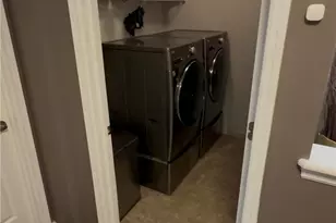 4949 Magellan Ave, Trotwood, OH 45426 - Photo 11