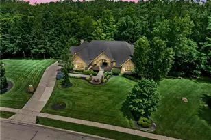 9381 Ridings Blvd, Washington Twp, OH 45458 - Photo 3
