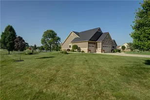 6414 Willow Lake Dr, Greenville, OH 45331 - Photo 3