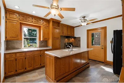 220 Central Avenue, Dayton, OH 45406 - Photo 13