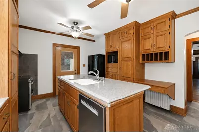 220 Central Avenue, Dayton, OH 45406 - Photo 23